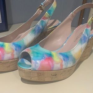 Stuart Weitzman Jean Lake Sunflower Patent wedge